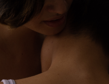 Dirty Talk – Die Kunst der heißen Worte Titelbild für den Artikel über "Dirty Talk".